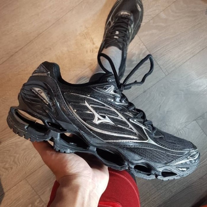 mizuno wave tornado 6 2016
