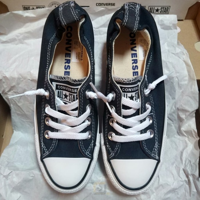 navy blue converse shoreline