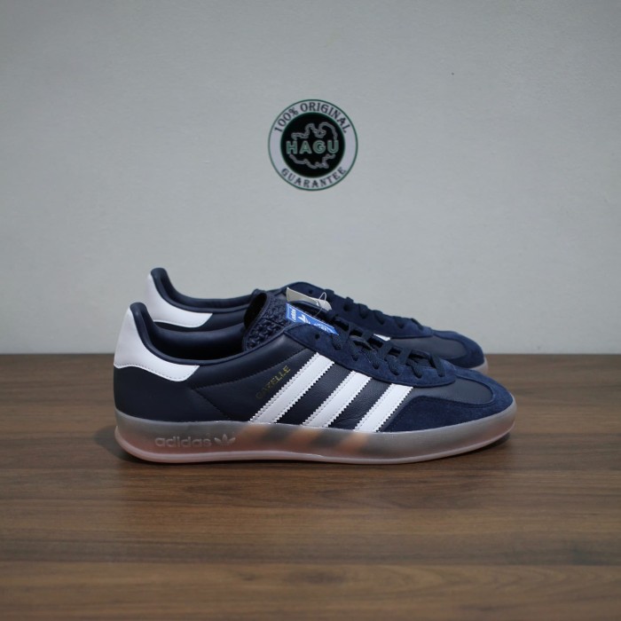 harga adidas gazelle indoor original