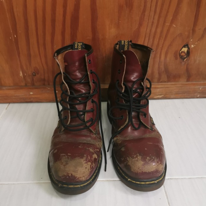 doc martens steel toe