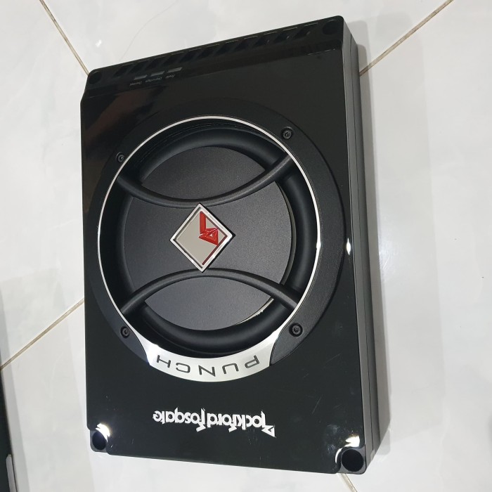rockford fosgate underseat subwoofer