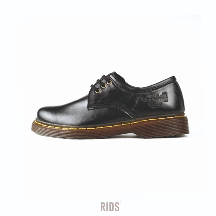 dr martens 1060