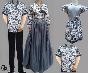 jual sarimbit gamis putriana dengan 2 anak dapat dipilih jual sarimbit gamis putriana dengan 2 anak dapat dipilih