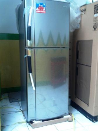 jual lemari es kulkas sharp samurai 2 pintu model sj jual lemari es kulkas sharp samurai 2 pintu model sj