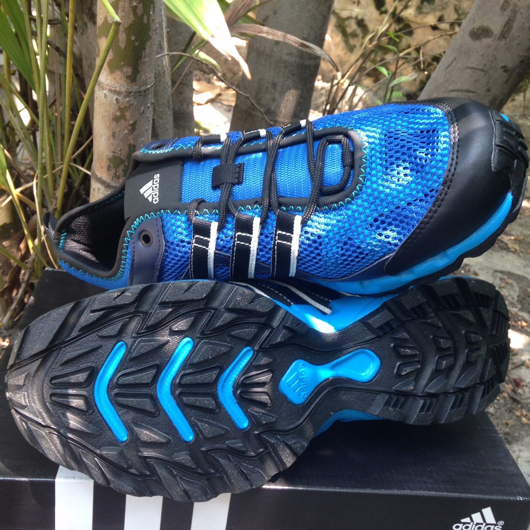 Sepatu Outdoor Adidas Jawpaw Slip On Anzit Dlx Kurobe Duramo Goretex dll