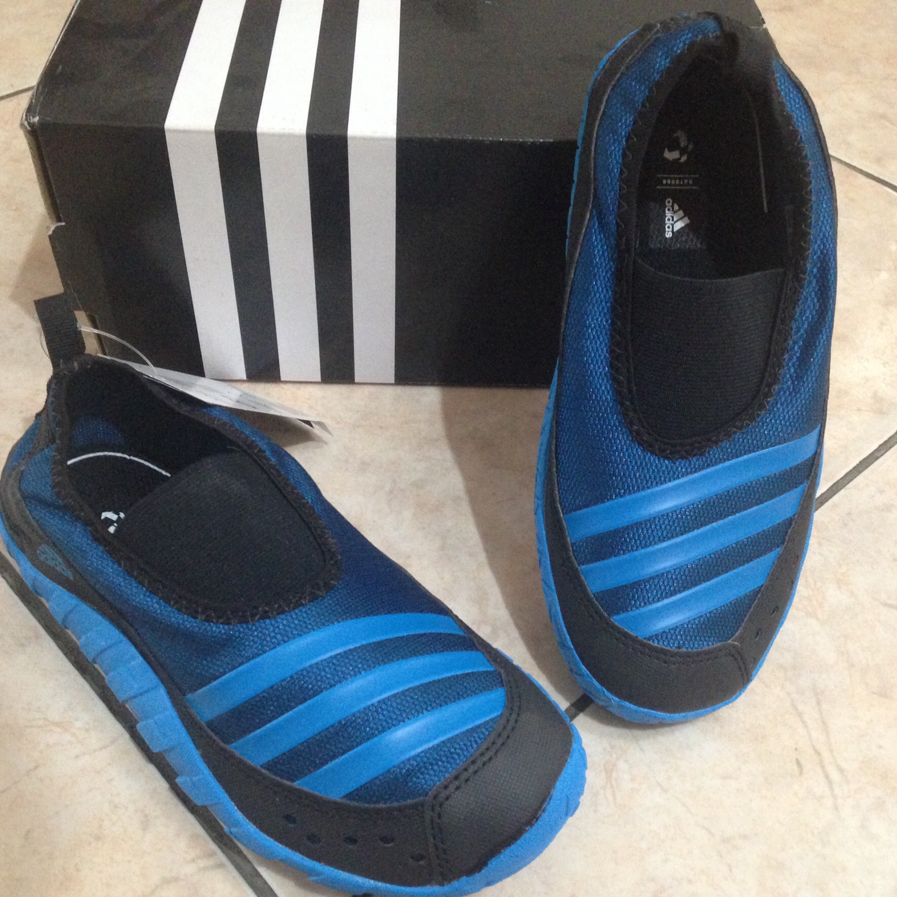 Sepatu Outdoor Adidas Jawpaw Slip On Anzit Dlx Kurobe Duramo Goretex dll