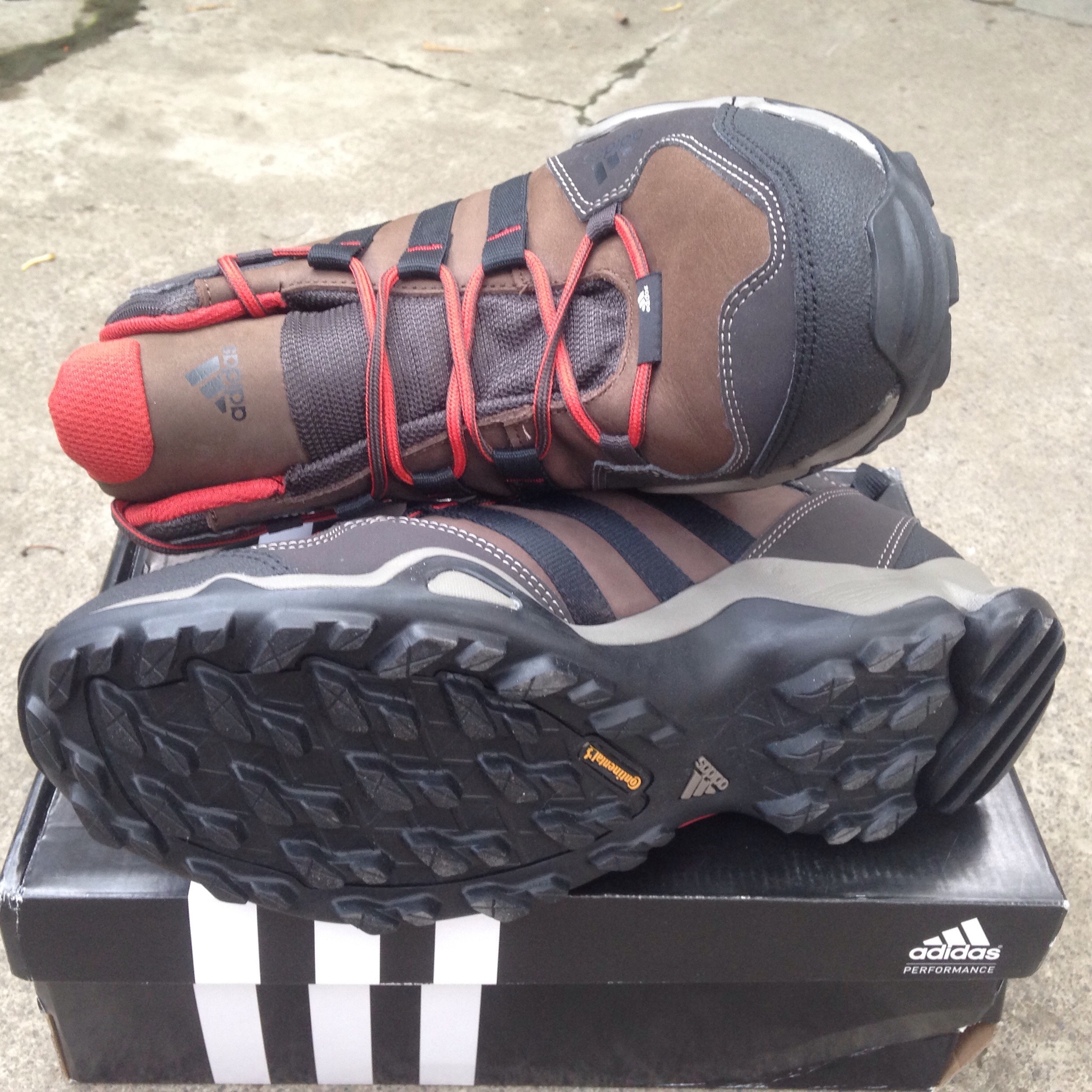 Sepatu Outdoor Adidas Jawpaw Slip On Anzit Dlx Kurobe Duramo Goretex dll