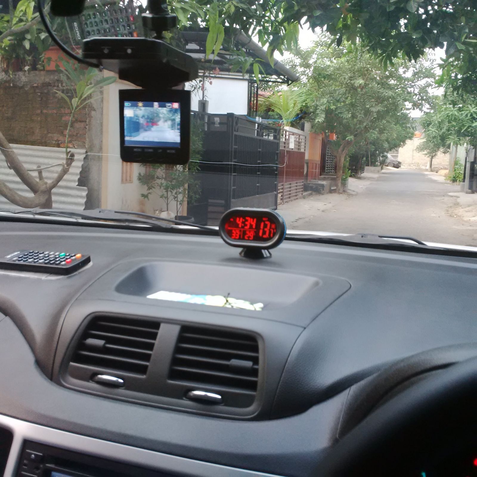 Harga CCTV Mobil Murah - Camera Perekam Perjalanan - Car DVR HD