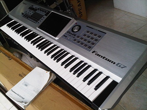 jual keyboard synthesizer roland fantom g7 invete piin jual keyboard synthesizer roland fantom g7 invete piin