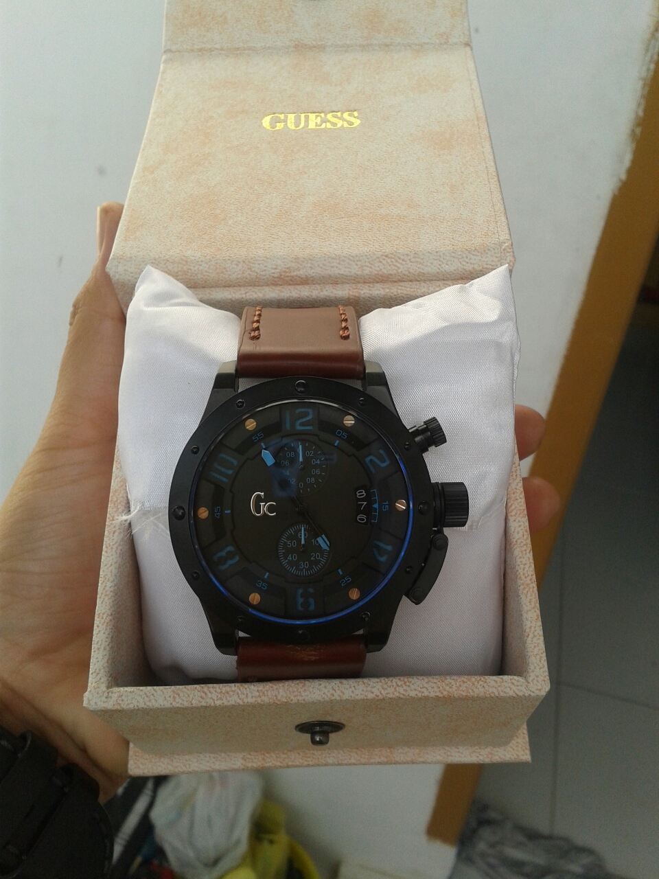 jual jam tangan pria gc guess collection tali kulit jual jam tangan pria gc guess collection tali kulit