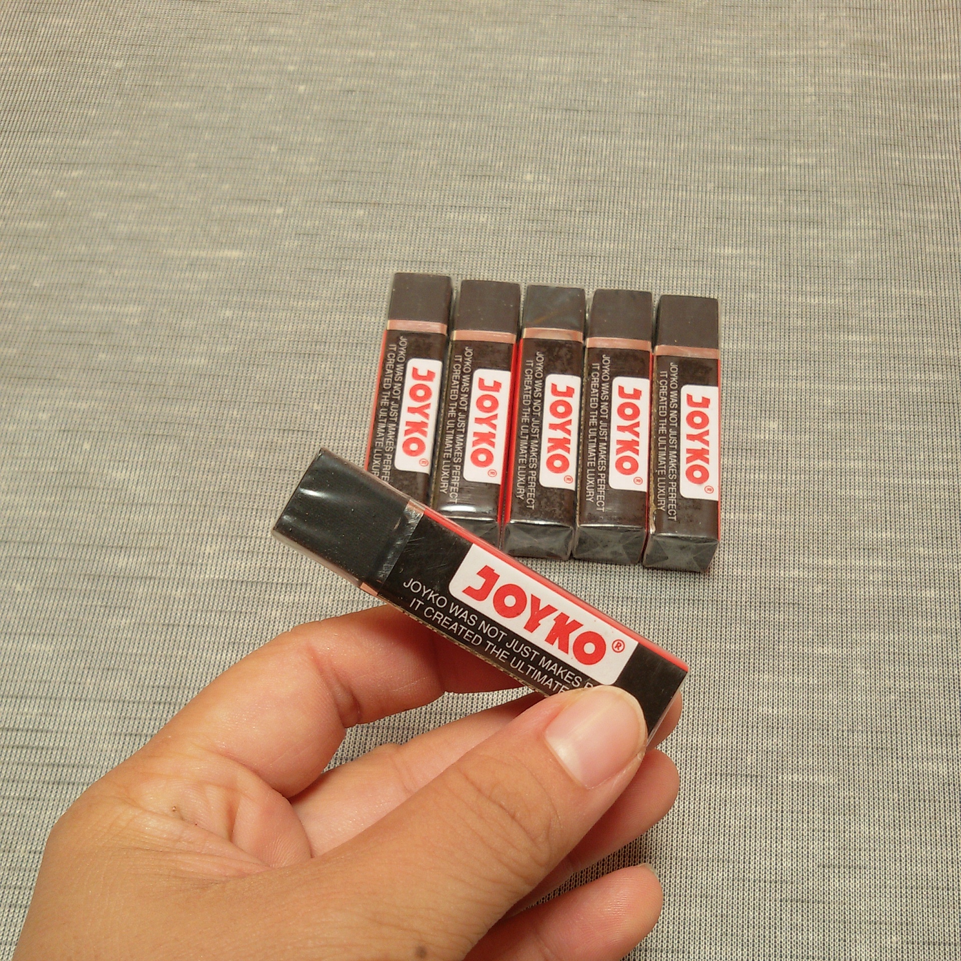 Jual Penghapus Panjang Joyko Atk Stationary Hitam Eraser 526 B40p Putih 1 Pack40 Pcs Kellybutiq Tokopedia