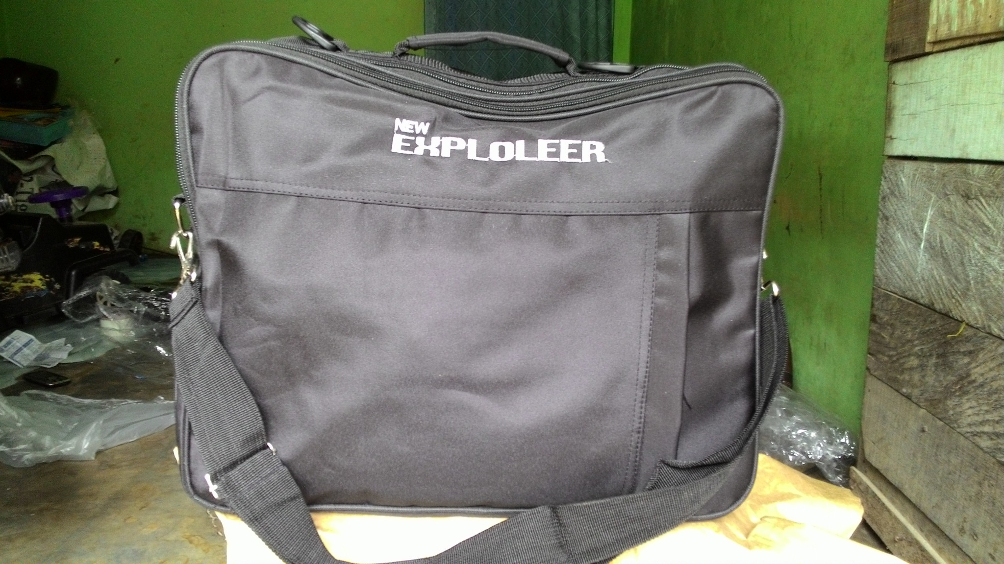 Jual TAS PRIA MODEL SLEMPANG umi hanifa 05af4562 c688 11e4 a6a5 6bfd4908a8c2