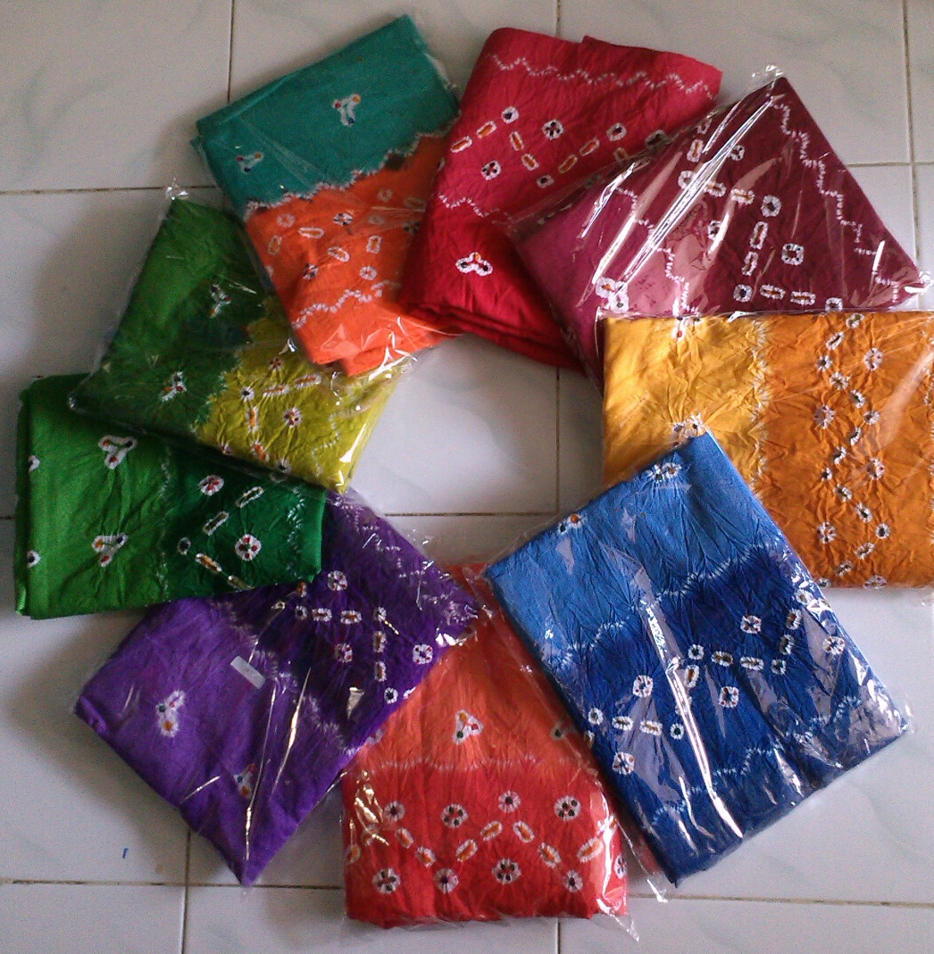 Kain Tumpal jual kain jumputan motif cengkehan tumpal varia etnika Kain Tumpal jual kain jumputan motif cengkehan tumpal varia etnika