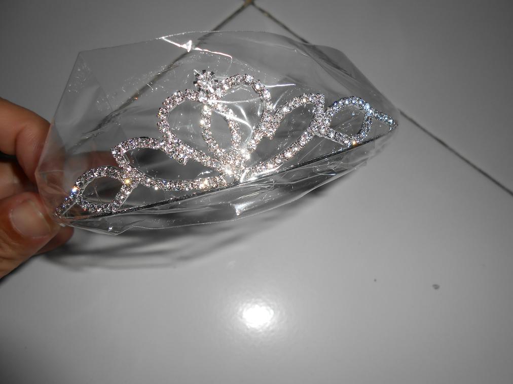 jual bando tiara mahkota pesta pengantin ulang tahun me jimbaran bali jual bando tiara mahkota pesta pengantin ulang tahun me jimbaran bali