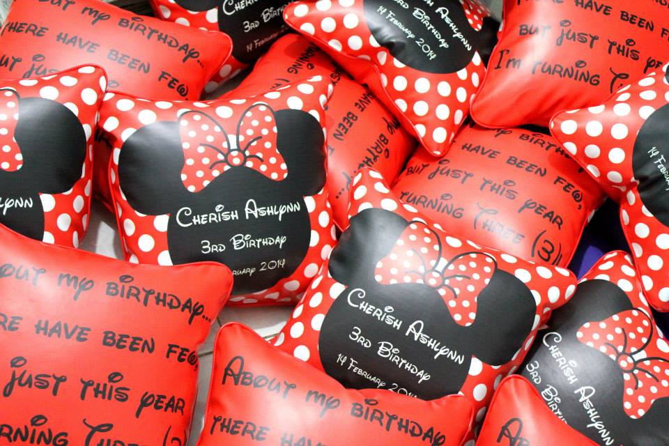 jual bantal custom 30x30cm souvenir ulang tahun anak jual bantal custom 30x30cm souvenir ulang tahun anak