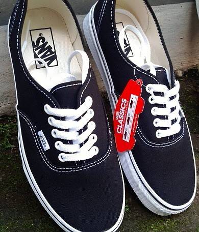 vans old skool black white jakarta vans old skool black white jakarta