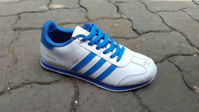 jual sepatu adidas italy putih list biru box aydinasti jual sepatu adidas italy putih list biru box aydinasti