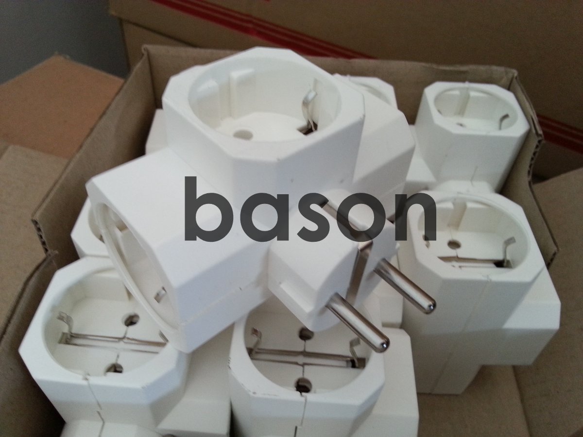 jual broco 13830 std 3 way adapter 16a 250v white steker t arde bason jual broco 13830 std 3 way adapter 16a 250v white steker t arde bason