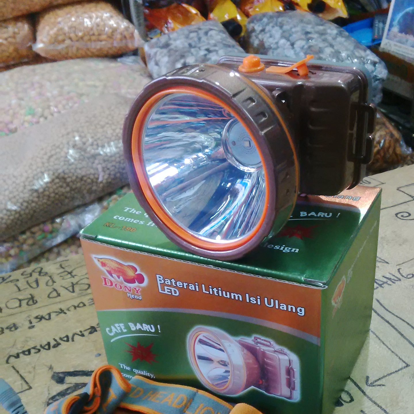 jual senter dony 190 cahaya 10watt senter doni jual senter dony 190 cahaya 10watt senter doni