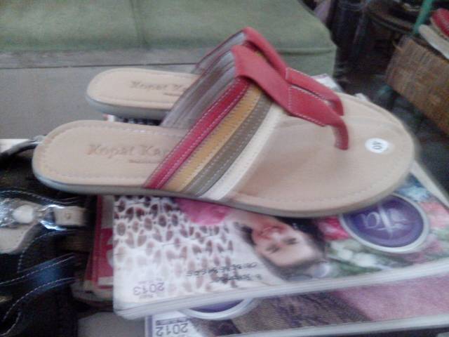 jual sandal santai wanita 100 kulit asli type kpt sw decangkir jual sandal santai wanita 100 kulit asli type kpt sw decangkir