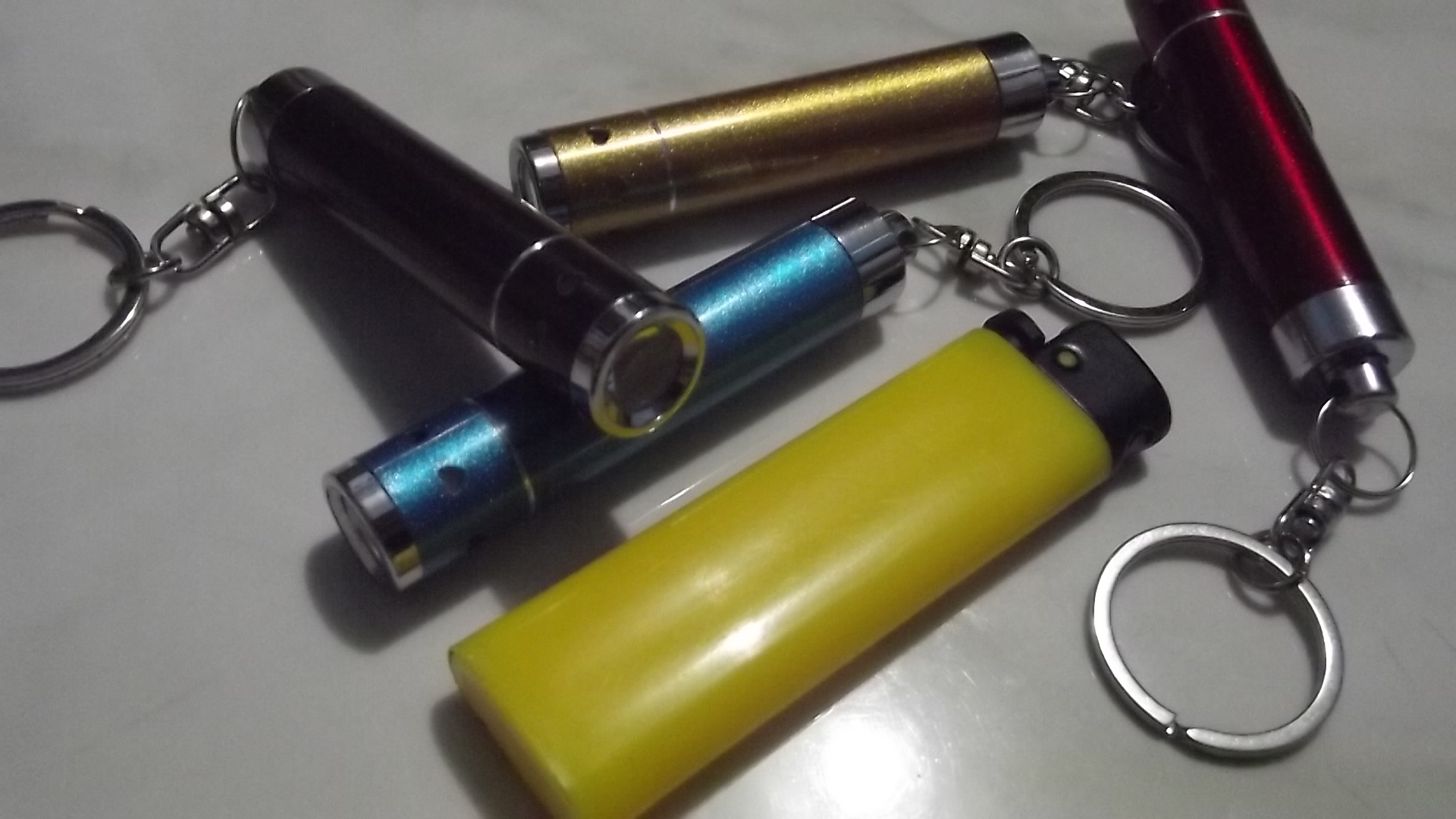Jual Gantungan Lu Senter Led Mini Batu Permata Cincin jual gantungan lu senter led mini batu permata cincin