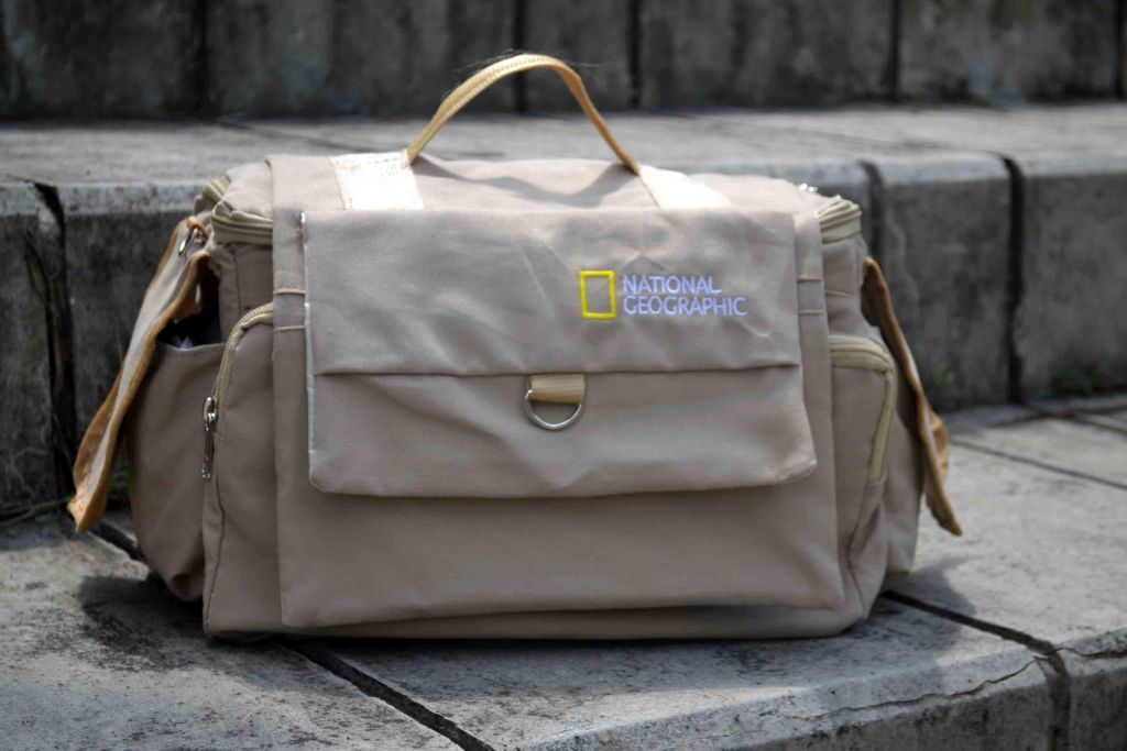 jual universal tas kamera slempang national geographic kode a krem uno shop bag jual universal tas kamera slempang national geographic kode a krem uno shop bag