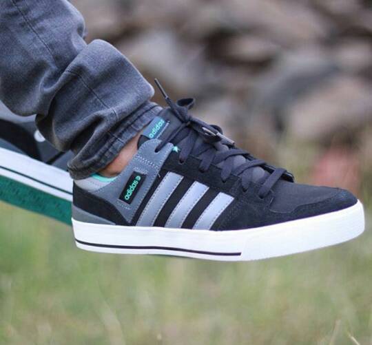 adidas neo skate