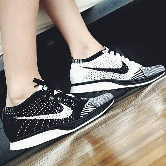 jual nike flyknit racer black white gudang sneakers jual nike flyknit racer black white gudang sneakers