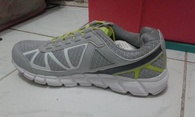 jual sepatu running spotec cros trax herosportrangkas1 jual sepatu running spotec cros trax herosportrangkas1