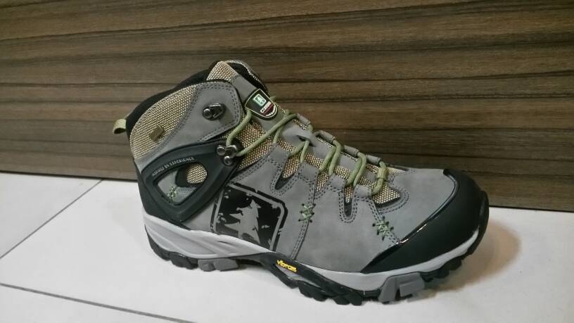 sepatu gunung consina images sepatu gunung consina images