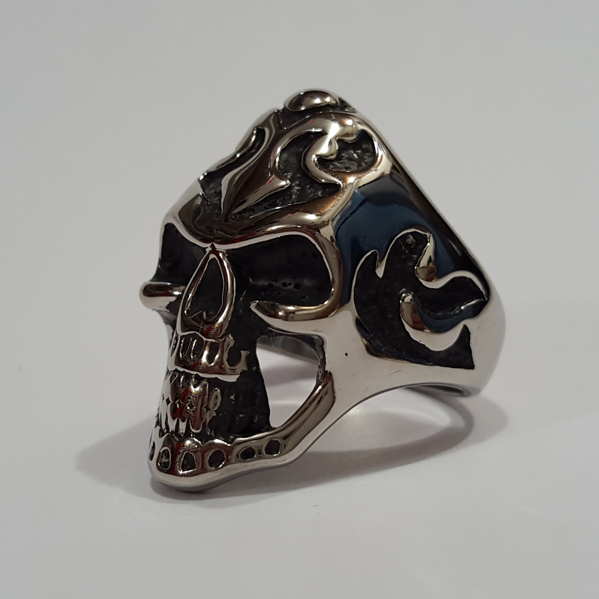 jual 557 ikatan emban cincin skull ring motif jual 557 ikatan emban cincin skull ring motif