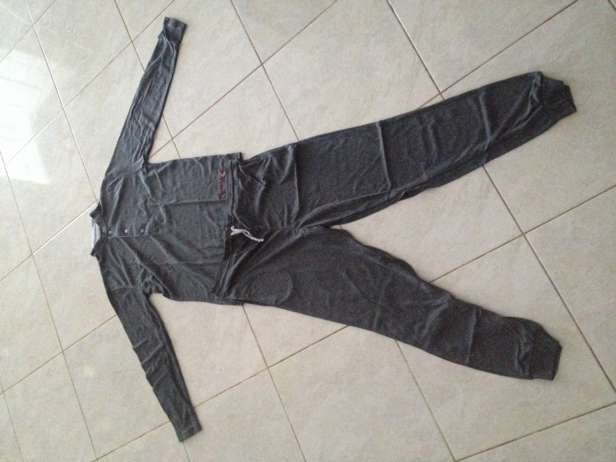 jual pajamas from qatar airways business class amenity airline jual pajamas from qatar airways business class amenity airline