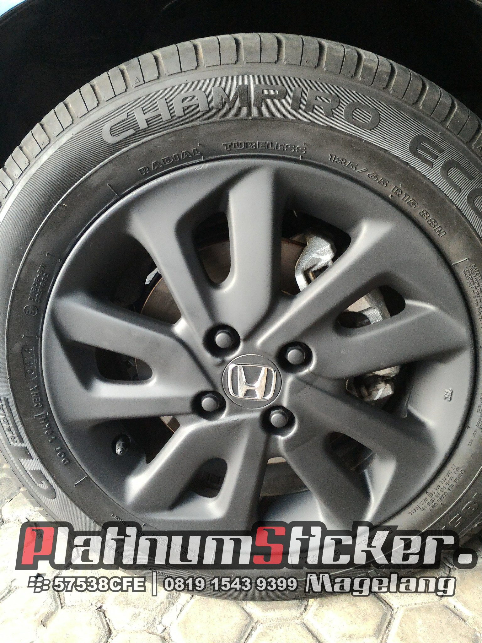 Harga Carlas Rubber Spray / plastidip