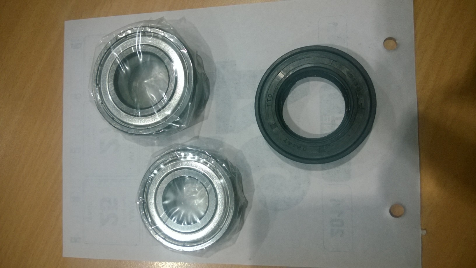 jual bearing kit mesin cuci electrolux ewf 10741 ada jual bearing kit mesin cuci electrolux ewf 10741 ada