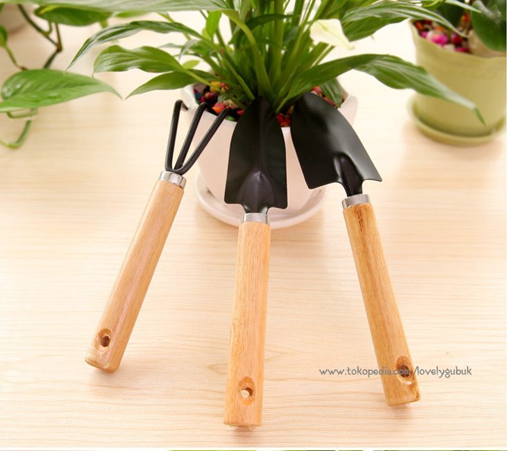 jual alat berkebun set alat taman sekop mini isi 3 lovely gubuk jual alat berkebun set alat taman sekop mini isi 3 lovely gubuk