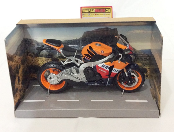 jual honda cbr fireblade repsol skala 1 12 automaxx jual honda cbr fireblade repsol skala 1 12 automaxx