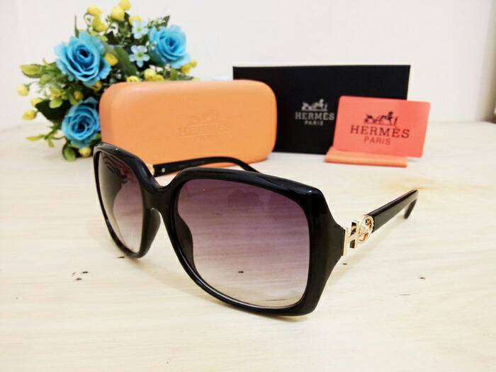 jual kacamata hermes 243np warna hitam nilai plus jual kacamata hermes 243np warna hitam nilai plus