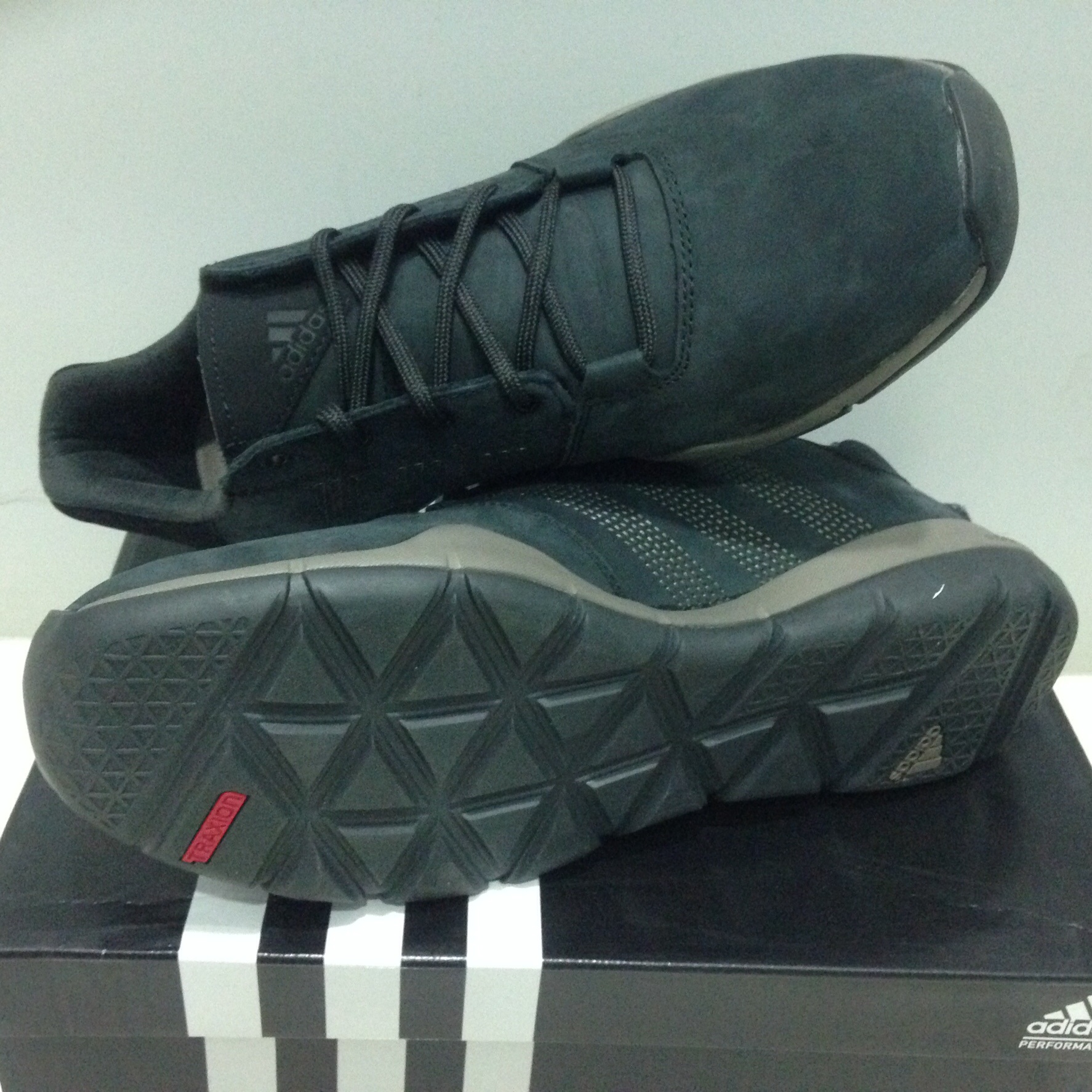 Sepatu Outdoor Adidas Jawpaw Slip On Anzit Dlx Kurobe Duramo Goretex dll