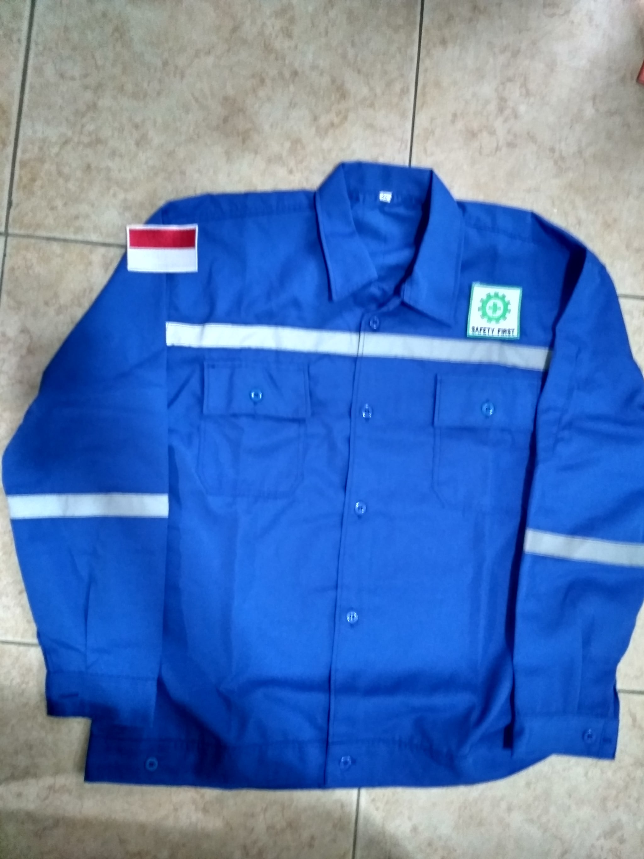 Jual baju safety atasan lengan panjang logo k3 merah putih Aneka Jual baju safety atasan lengan panjang logo k3 merah putih Aneka Safety 2