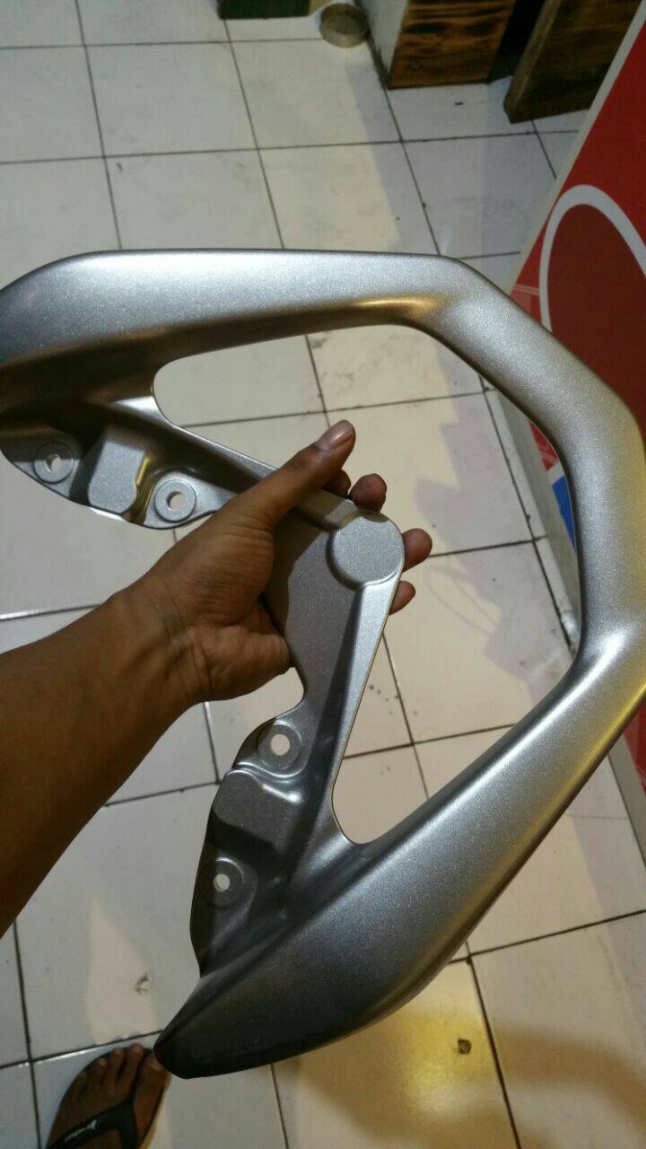 Jual Behel Ori Yamaha Nmax Warna Silver Touring For Fun Tokopedia