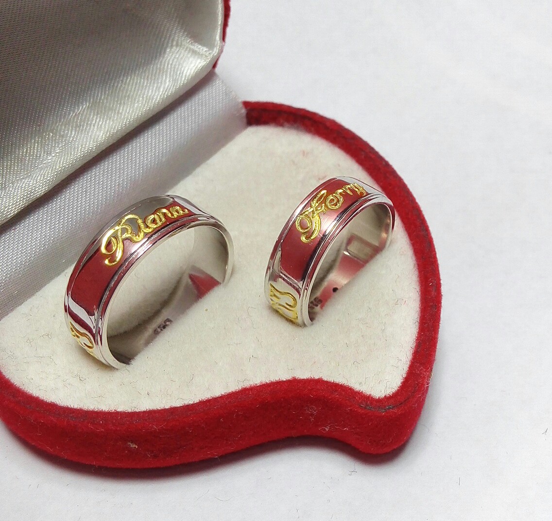 400 Gambar Cincin Ukiran Nama Terbaru 400 Gambar Cincin Ukiran Nama Terbaru