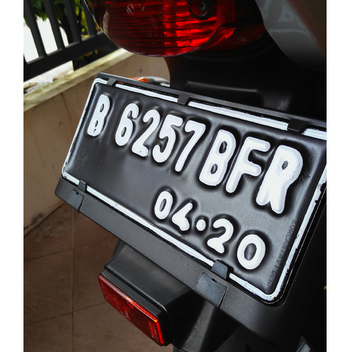 jual tatakan atau dudukan plat nomor motor outerglows jual tatakan atau dudukan plat nomor motor outerglows