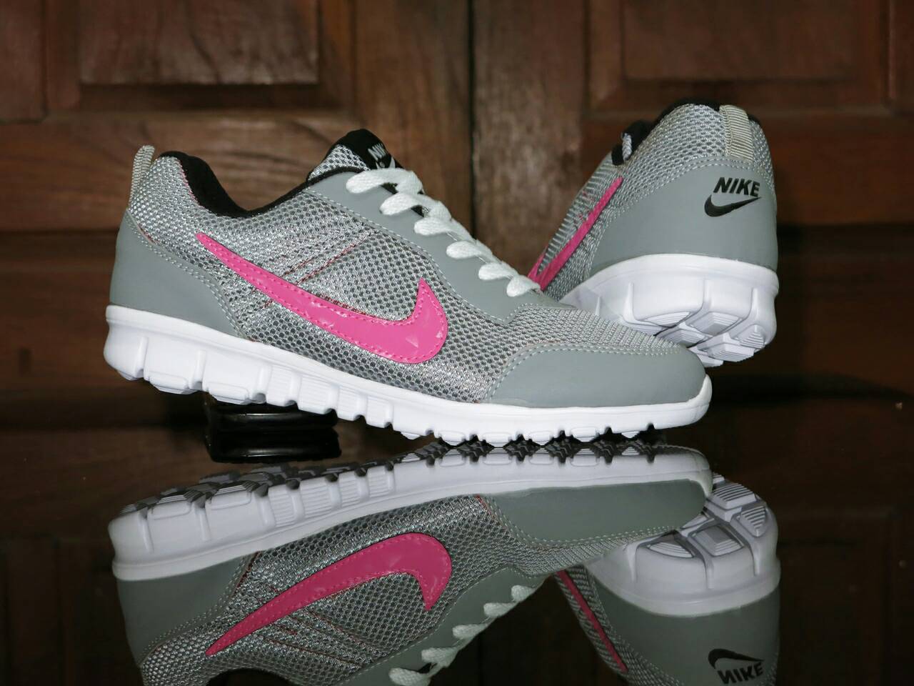 jual sepatu sport nike free cewek abu abu pink senam jual sepatu sport nike free cewek abu abu pink senam
