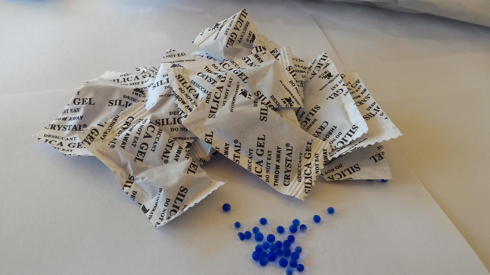 jual silica gel 1kg kualitas evriz souvenir and jual silica gel 1kg kualitas evriz souvenir and