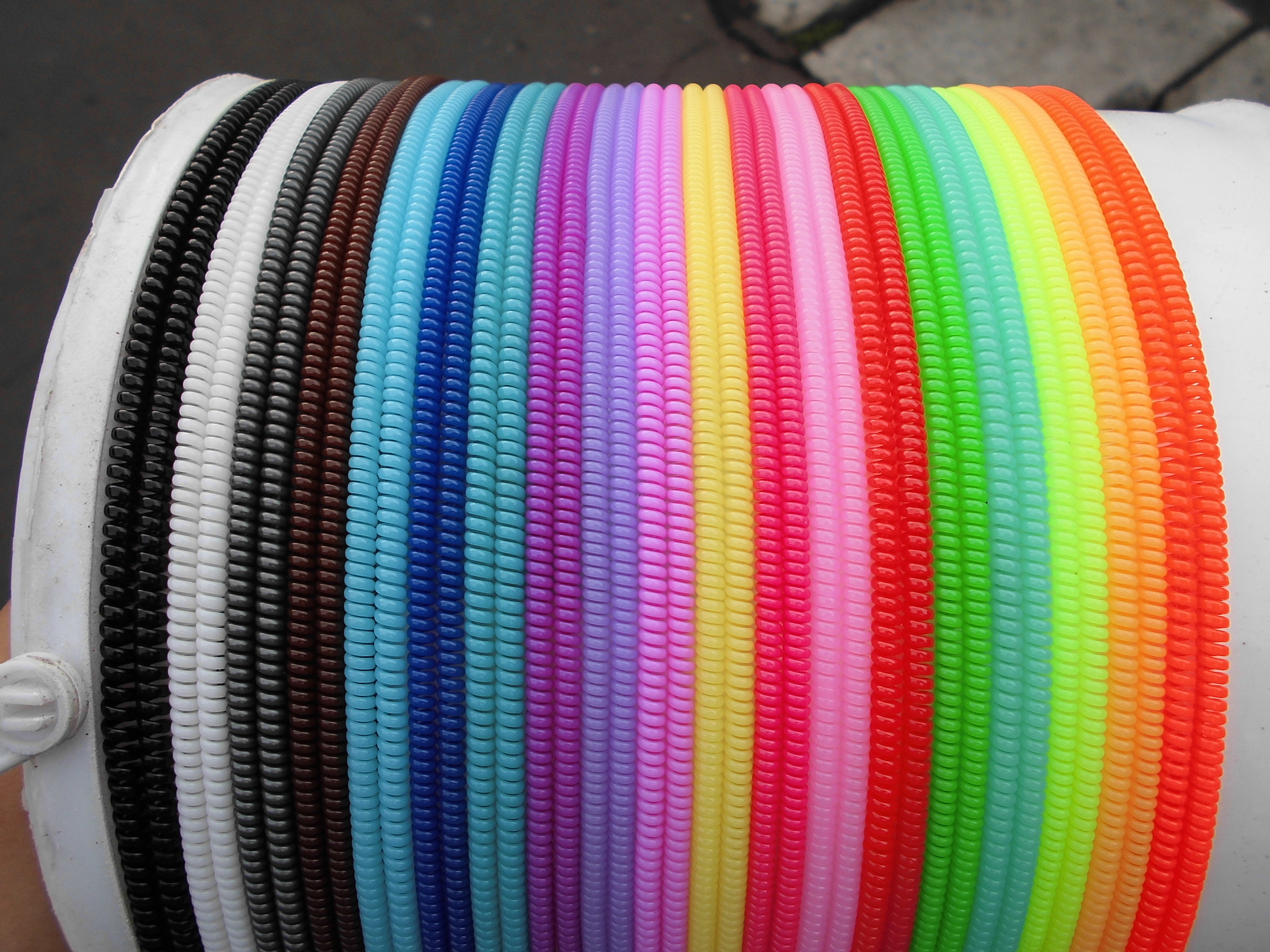jual spiral 1 tone cord protector kabel pelapis jual spiral 1 tone cord protector kabel pelapis