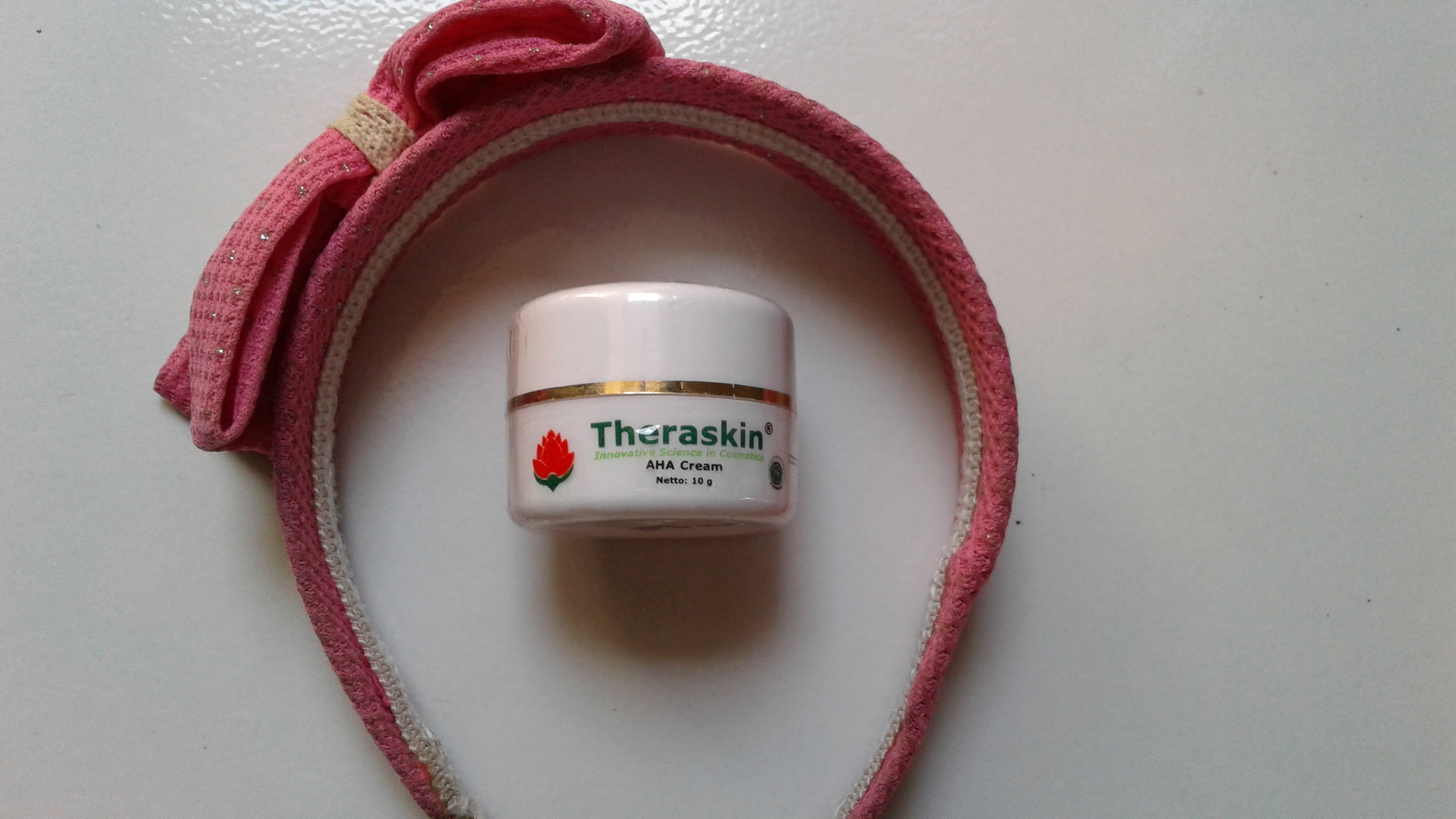 THERASKIN AHA CREAM - PELEMBAB UNTUK KULIT FLEK