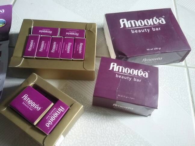 jual sabun amoorea edisi pertama ungu ukuran 1 2 bar jual sabun amoorea edisi pertama ungu ukuran 1 2 bar