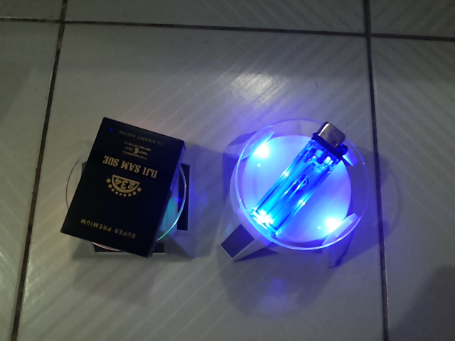 jual display lu putar 4 led pajangan etalase hp gps ht batu cincin indosolarpower jual display lu putar 4 led pajangan etalase hp gps ht batu cincin indosolarpower