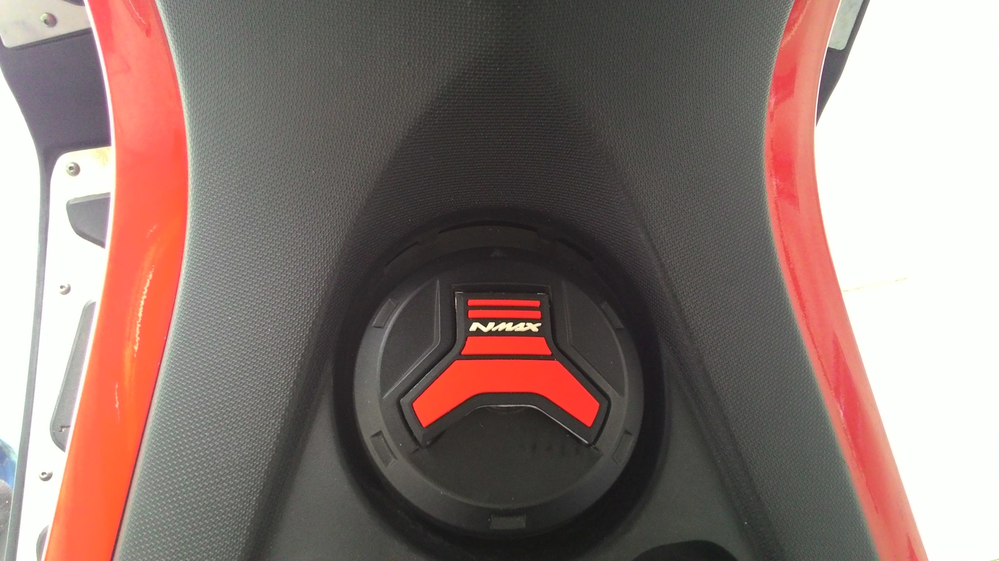 Jual Yamaha Nmax Tankpad Cover Tutup Bensin Merah Aksesoris