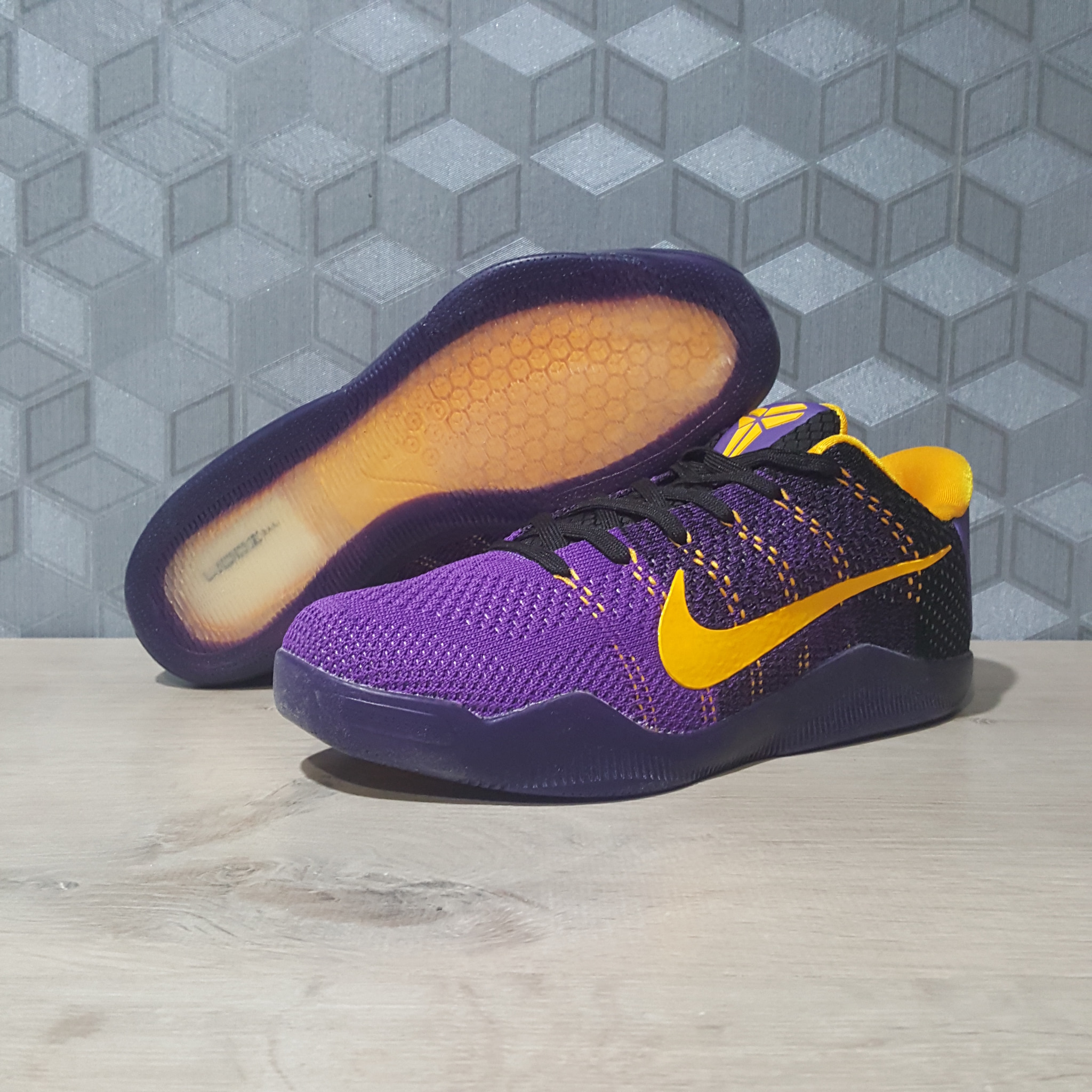 sepatu basket nike kobe xi sepatu basket nike kobe xi